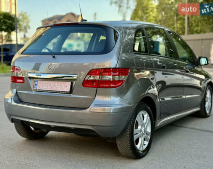 Мерседес Б-класс 2009 в Тернополе на Automoto.ua Серый Мерседес Б-класс, объемом двигателя 1.7 л и пробегом 196 тыс. км за 6800 $, фото 10 на Automoto.ua