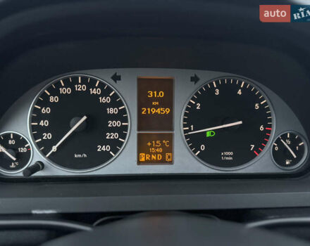 Серый Мерседес Б-класс, объемом двигателя 1.7 л и пробегом 219 тыс. км за 8250 $, фото 30 на Automoto.ua