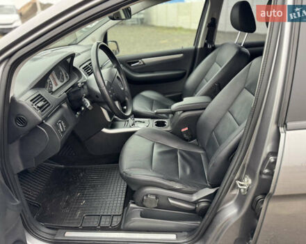 Серый Мерседес Б-класс, объемом двигателя 1.7 л и пробегом 219 тыс. км за 7900 $, фото 14 на Automoto.ua