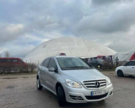 Серый Мерседес Б-класс, объемом двигателя 2 л и пробегом 235 тыс. км за 5500 $, фото 1 на Automoto.ua