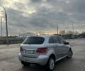 Серый Мерседес Б-класс, объемом двигателя 2 л и пробегом 235 тыс. км за 5500 $, фото 4 на Automoto.ua