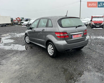 Серый Мерседес Б-класс, объемом двигателя 1.7 л и пробегом 219 тыс. км за 8250 $, фото 10 на Automoto.ua