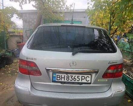 Серый Мерседес Б-класс, объемом двигателя 1.7 л и пробегом 164 тыс. км за 8600 $, фото 6 на Automoto.ua