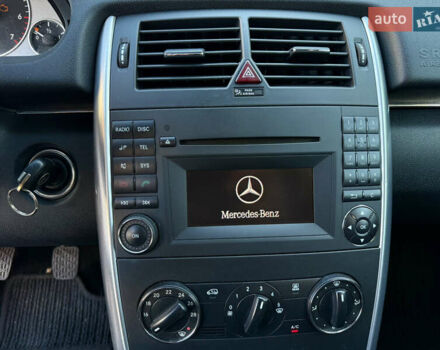 Мерседес Б-класс 2009 в Тернополе на Automoto.ua Серый Мерседес Б-класс, объемом двигателя 1.7 л и пробегом 196 тыс. км за 6800 $, фото 21 на Automoto.ua