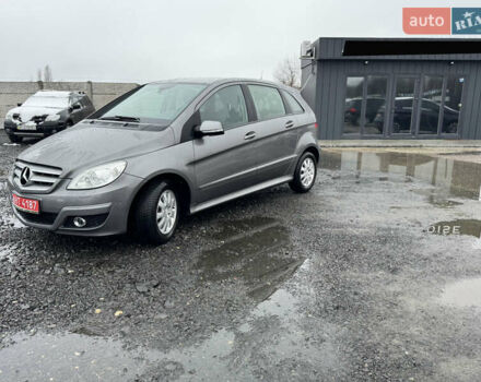 Серый Мерседес Б-класс, объемом двигателя 1.7 л и пробегом 219 тыс. км за 8250 $, фото 8 на Automoto.ua