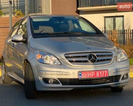 Серый Мерседес Б-класс, объемом двигателя 1.5 л и пробегом 133 тыс. км за 7000 $, фото 1 на Automoto.ua