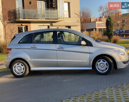 Серый Мерседес Б-класс, объемом двигателя 1.5 л и пробегом 133 тыс. км за 7000 $, фото 11 на Automoto.ua