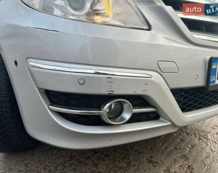 Серый Мерседес Б-класс, объемом двигателя 2 л и пробегом 235 тыс. км за 5500 $, фото 10 на Automoto.ua