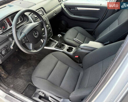 Серый Мерседес Б-класс, объемом двигателя 2.03 л и пробегом 245 тыс. км за 4999 $, фото 26 на Automoto.ua