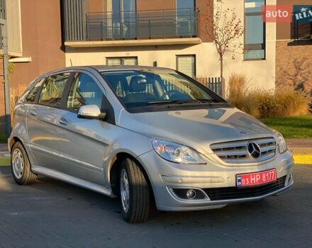 Серый Мерседес Б-класс, объемом двигателя 1.5 л и пробегом 133 тыс. км за 7000 $, фото 7 на Automoto.ua