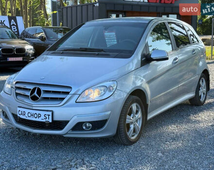 Мерседес Б-класс 2009 в Стрые на Automoto.ua Серый Мерседес Б-класс, объемом двигателя 2.03 л и пробегом 255 тыс. км за 5599 $, фото 4 на Automoto.ua
