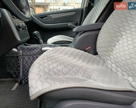 Сірий Мерседес Б-клас, об'ємом двигуна 1.7 л та пробігом 79 тис. км за 8600 $, фото 7 на Automoto.ua