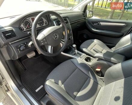 Серый Мерседес Б-класс, объемом двигателя 1.99 л и пробегом 162 тыс. км за 9400 $, фото 16 на Automoto.ua