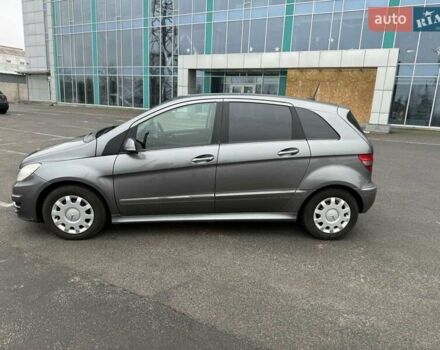 Серый Мерседес Б-класс, объемом двигателя 1.7 л и пробегом 199 тыс. км за 5499 $, фото 12 на Automoto.ua