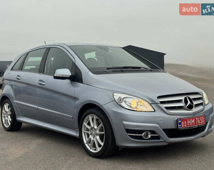 Серый Мерседес Б-класс, объемом двигателя 1.7 л и пробегом 119 тыс. км за 8900 $, фото 16 на Automoto.ua