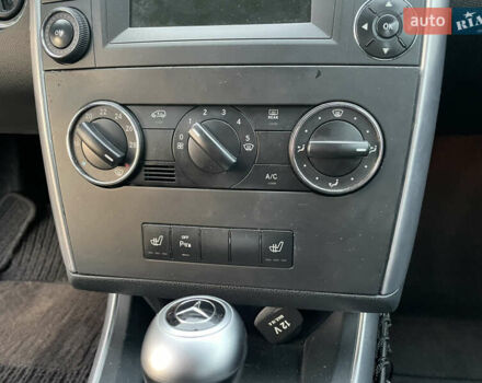 Сірий Мерседес Б-клас, об'ємом двигуна 1.7 л та пробігом 195 тис. км за 8300 $, фото 18 на Automoto.ua