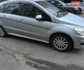 Серый Мерседес Б-класс, объемом двигателя 1.7 л и пробегом 204 тыс. км за 8300 $, фото 4 на Automoto.ua