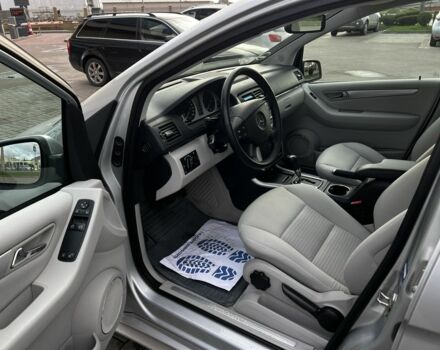 Серый Мерседес Б-класс, объемом двигателя 1.7 л и пробегом 139 тыс. км за 6990 $, фото 6 на Automoto.ua