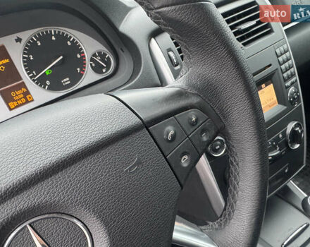 Серый Мерседес Б-класс, объемом двигателя 1.7 л и пробегом 119 тыс. км за 8900 $, фото 34 на Automoto.ua