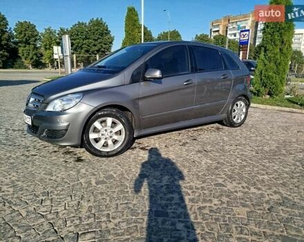 Сірий Мерседес Б-клас, об'ємом двигуна 1.99 л та пробігом 232 тис. км за 7600 $, фото 1 на Automoto.ua