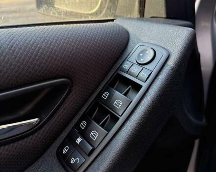 Сірий Мерседес Б-клас, об'ємом двигуна 1.7 л та пробігом 77 тис. км за 6000 $, фото 17 на Automoto.ua