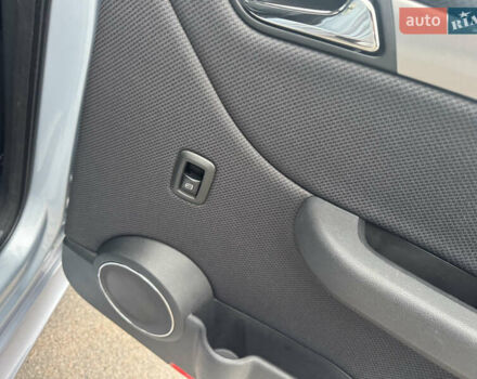 Серый Мерседес Б-класс, объемом двигателя 1.7 л и пробегом 119 тыс. км за 8900 $, фото 55 на Automoto.ua