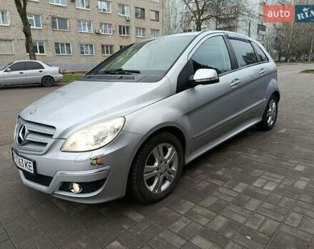 Сірий Мерседес Б-клас, об'ємом двигуна 1.7 л та пробігом 79 тис. км за 8600 $, фото 3 на Automoto.ua