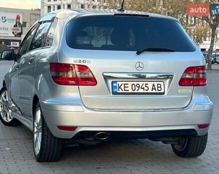 Сірий Мерседес Б-клас, об'ємом двигуна 1.99 л та пробігом 155 тис. км за 7200 $, фото 5 на Automoto.ua