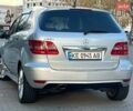 Сірий Мерседес Б-клас, об'ємом двигуна 1.99 л та пробігом 155 тис. км за 7200 $, фото 5 на Automoto.ua