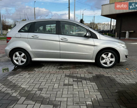 Серый Мерседес Б-класс, объемом двигателя 1.7 л и пробегом 139 тыс. км за 6990 $, фото 3 на Automoto.ua