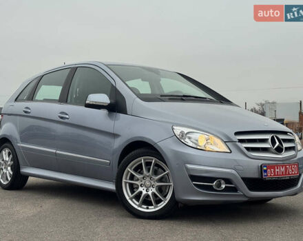 Серый Мерседес Б-класс, объемом двигателя 1.7 л и пробегом 119 тыс. км за 8900 $, фото 1 на Automoto.ua