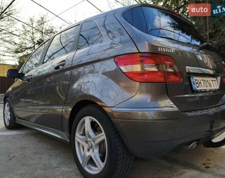 Сірий Мерседес Б-клас, об'ємом двигуна 2.03 л та пробігом 193 тис. км за 9200 $, фото 6 на Automoto.ua