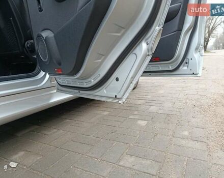 Сірий Мерседес Б-клас, об'ємом двигуна 1.7 л та пробігом 79 тис. км за 8600 $, фото 6 на Automoto.ua