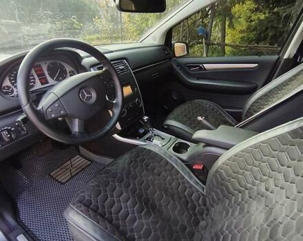 Сірий Мерседес Б-клас, об'ємом двигуна 2.03 л та пробігом 193 тис. км за 9200 $, фото 13 на Automoto.ua