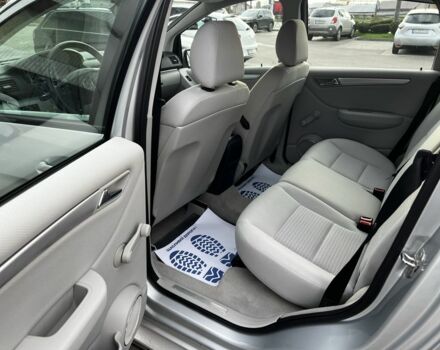 Серый Мерседес Б-класс, объемом двигателя 1.7 л и пробегом 139 тыс. км за 6990 $, фото 7 на Automoto.ua