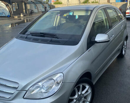 Серый Мерседес Б-класс, объемом двигателя 1.7 л и пробегом 190 тыс. км за 11500 $, фото 1 на Automoto.ua