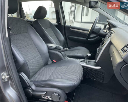 Сірий Мерседес Б-клас, об'ємом двигуна 1.7 л та пробігом 195 тис. км за 8300 $, фото 23 на Automoto.ua