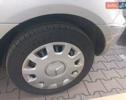 Серый Мерседес Б-класс, объемом двигателя 1.7 л и пробегом 84 тыс. км за 7900 $, фото 5 на Automoto.ua