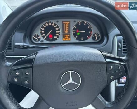 Сірий Мерседес Б-клас, об'ємом двигуна 1.7 л та пробігом 204 тис. км за 9000 $, фото 3 на Automoto.ua