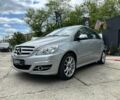 Сірий Мерседес Б-клас, об'ємом двигуна 2 л та пробігом 208 тис. км за 9300 $, фото 1 на Automoto.ua