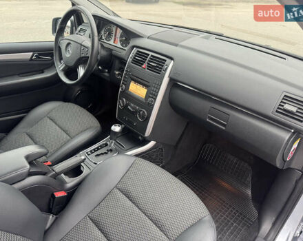 Серый Мерседес Б-класс, объемом двигателя 1.7 л и пробегом 119 тыс. км за 8900 $, фото 57 на Automoto.ua