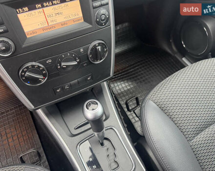 Серый Мерседес Б-класс, объемом двигателя 1.7 л и пробегом 119 тыс. км за 8900 $, фото 36 на Automoto.ua