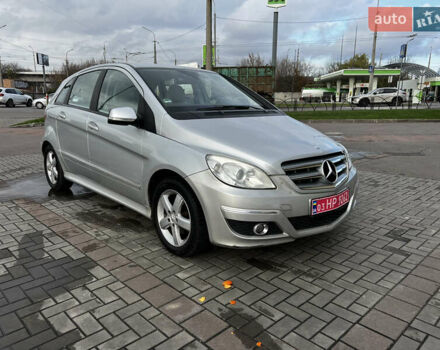 Серый Мерседес Б-класс, объемом двигателя 1.7 л и пробегом 139 тыс. км за 6990 $, фото 1 на Automoto.ua