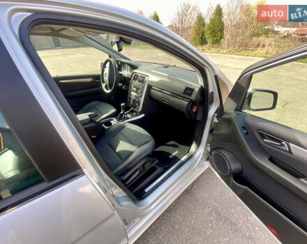 Серый Мерседес Б-класс, объемом двигателя 2 л и пробегом 220 тыс. км за 6999 $, фото 11 на Automoto.ua