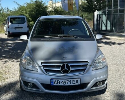 Сірий Мерседес Б-клас, об'ємом двигуна 2 л та пробігом 277 тис. км за 7500 $, фото 1 на Automoto.ua