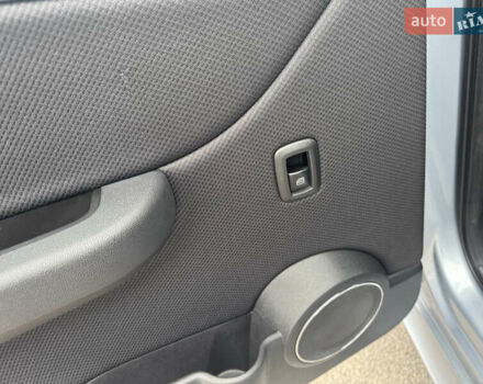 Серый Мерседес Б-класс, объемом двигателя 1.7 л и пробегом 119 тыс. км за 8900 $, фото 47 на Automoto.ua