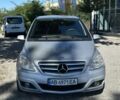 Сірий Мерседес Б-клас, об'ємом двигуна 2 л та пробігом 277 тис. км за 7500 $, фото 1 на Automoto.ua