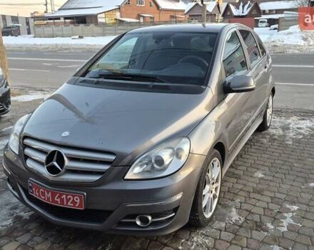 Сірий Мерседес Б-клас, об'ємом двигуна 1.5 л та пробігом 283 тис. км за 7777 $, фото 1 на Automoto.ua