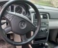 Серый Мерседес Б-класс, объемом двигателя 2 л и пробегом 248 тыс. км за 7120 $, фото 4 на Automoto.ua