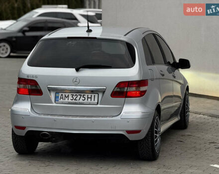 Сірий Мерседес Б-клас, об'ємом двигуна 1.7 л та пробігом 150 тис. км за 7500 $, фото 17 на Automoto.ua